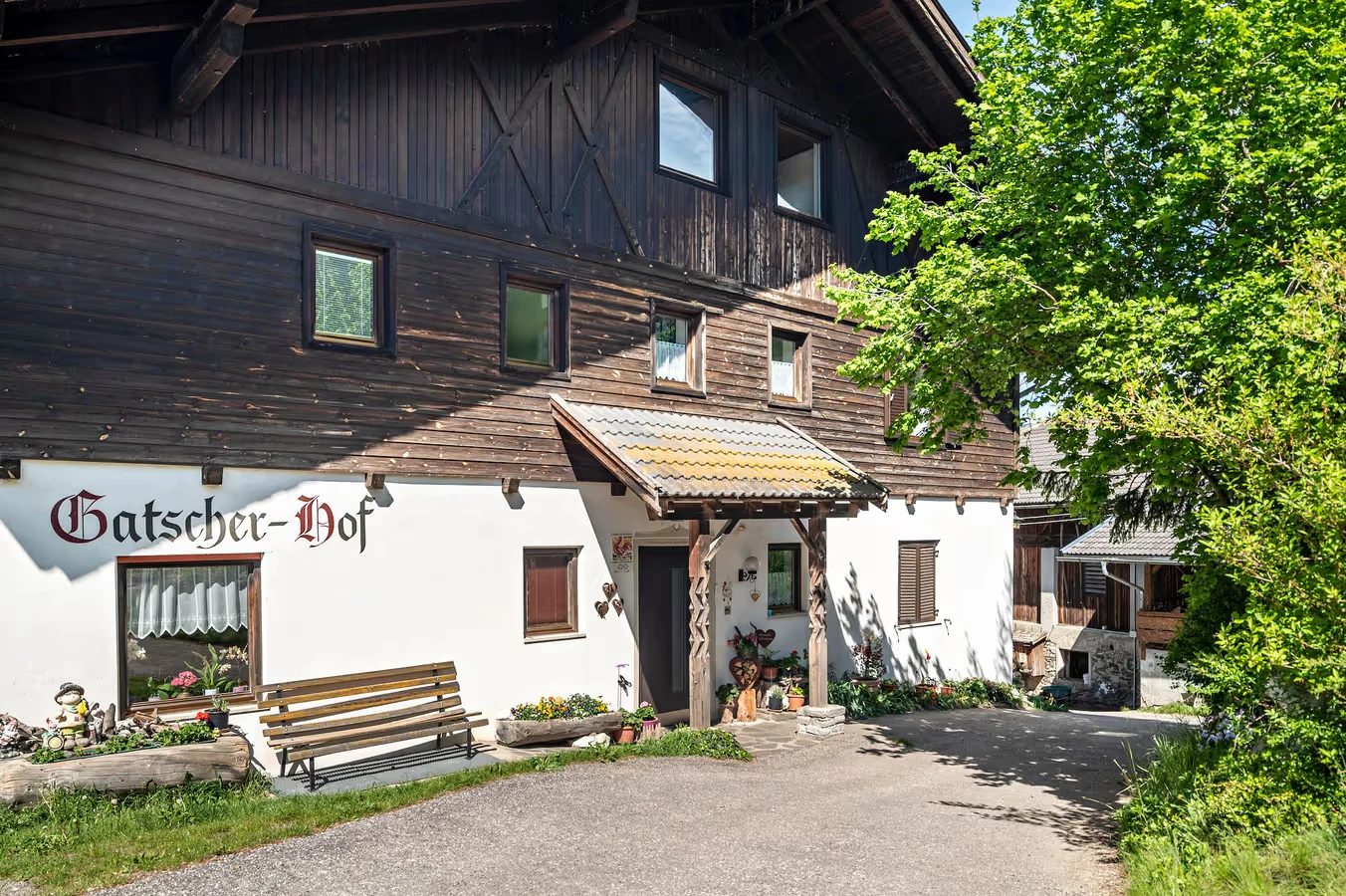 Gatscherhof in Lüsen with village character and surroundings